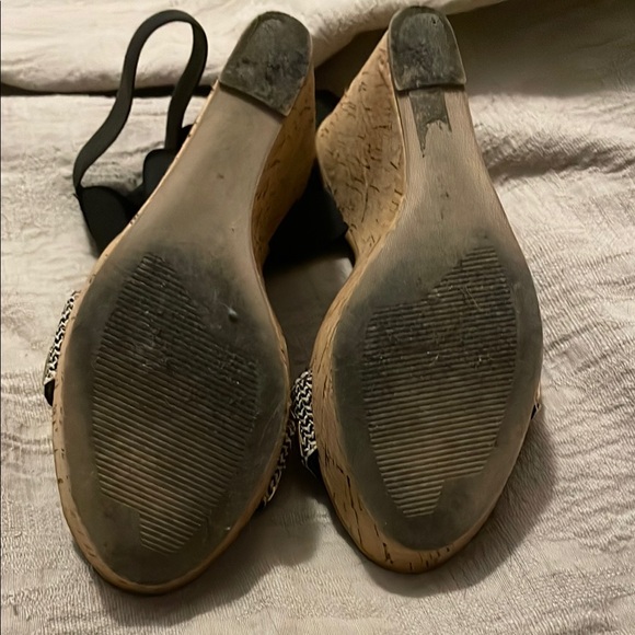 Gold and Black Wedges with Textured Gold Strap - Picture 4 of 4